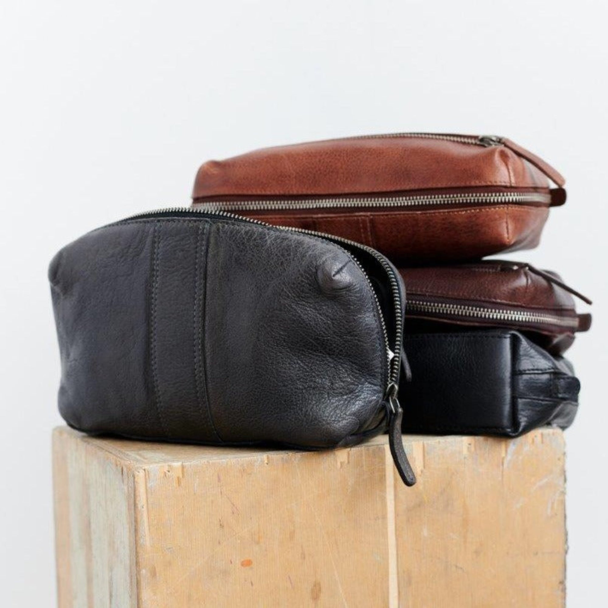 Dale Leather Travel Bag