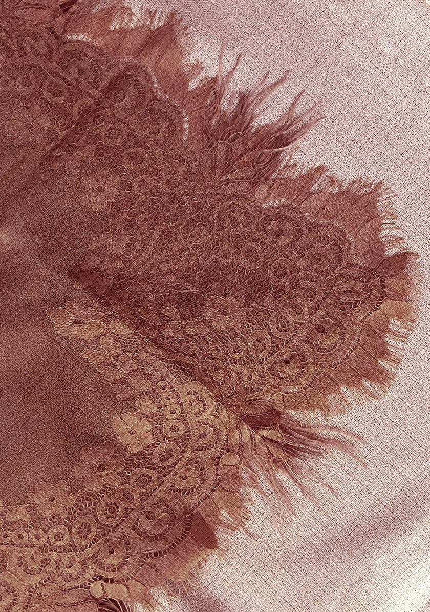 100% Cashmere Ostriche Feather Shawl