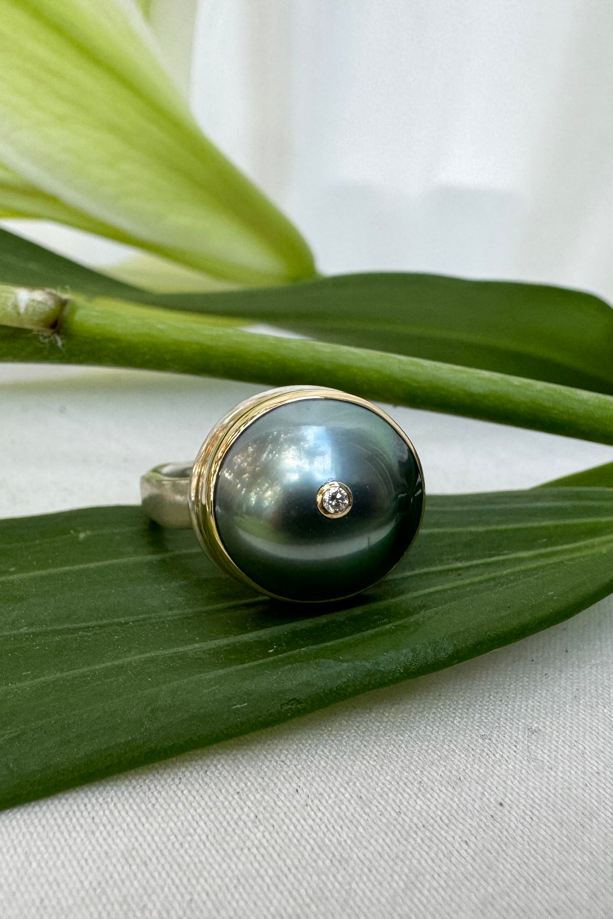 14k Tahitian Pearl Diamond Accent Ring - Size 7